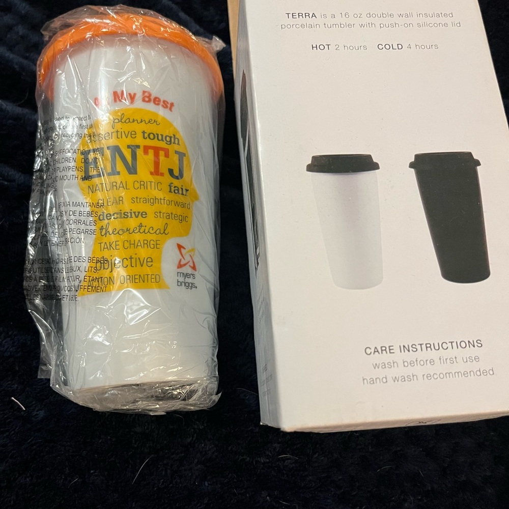 NWOT Myers Briggs ENTJ insulated hot or cold vessel - Picture 2 of 2